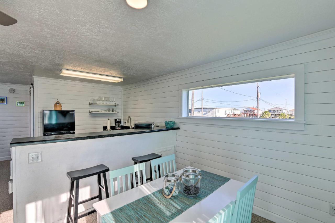 Open-Concept Cottage Less Than 1 Mi To Beach! Surfside Beach Dış mekan fotoğraf