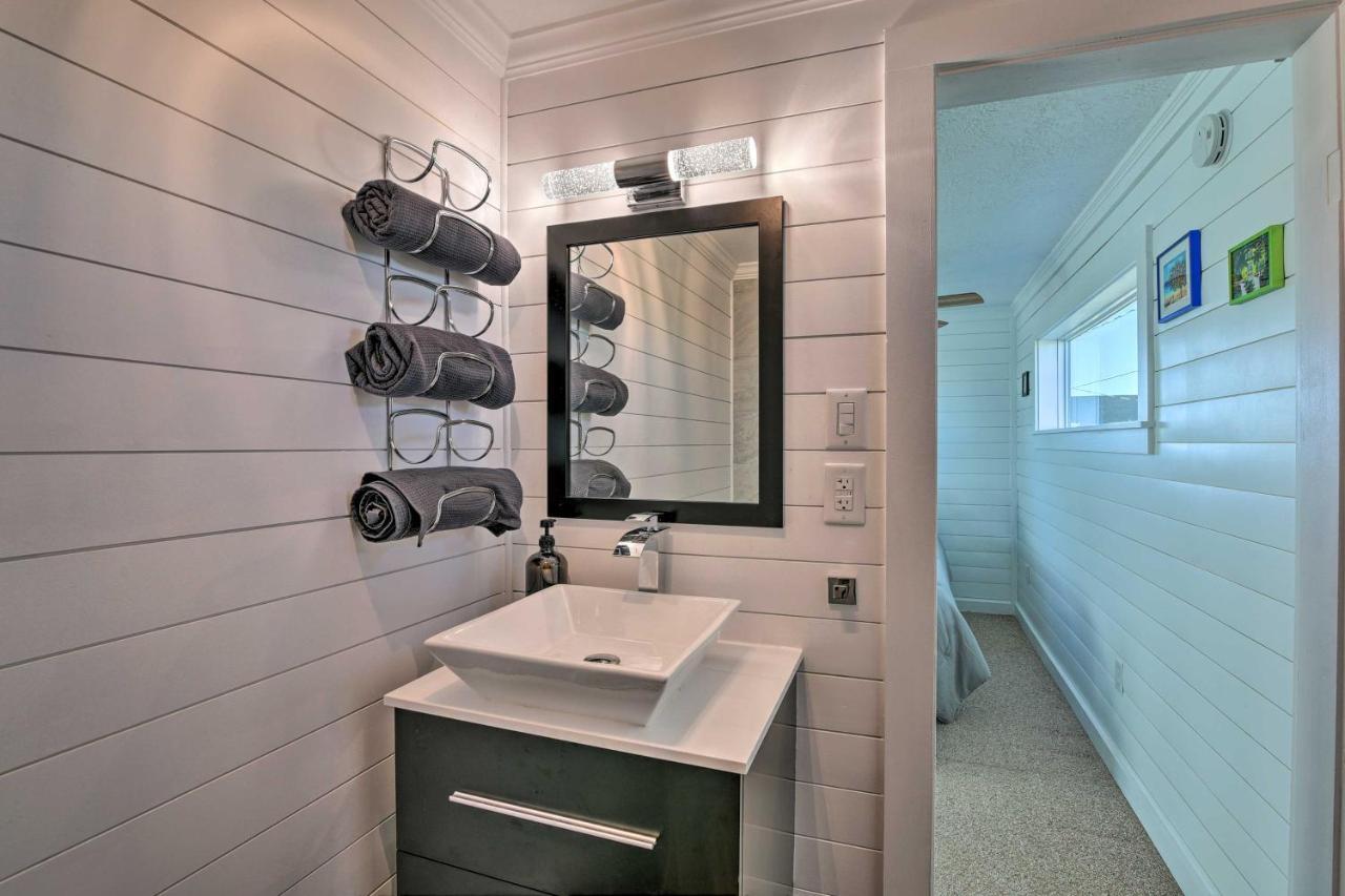 Open-Concept Cottage Less Than 1 Mi To Beach! Surfside Beach Dış mekan fotoğraf